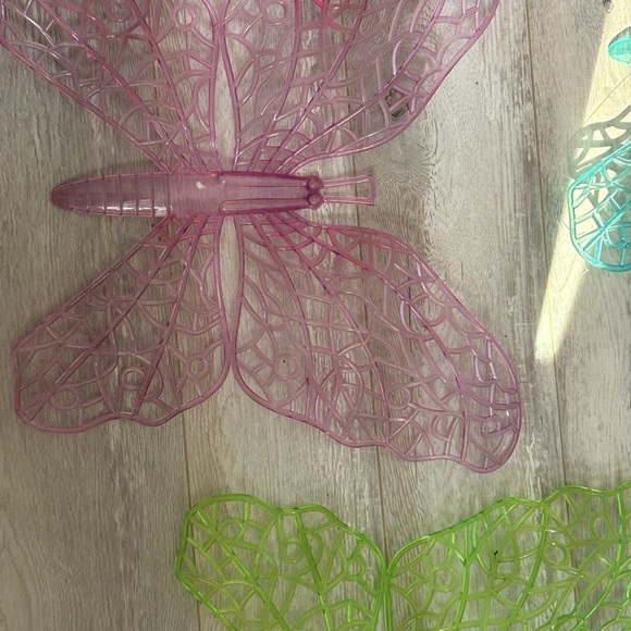 5/$25 Colourful Butterfly Wall trailer home Decor Set 🦋 - Picture 5 of 6